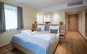 Hotel Garni Frauenschuh 4*